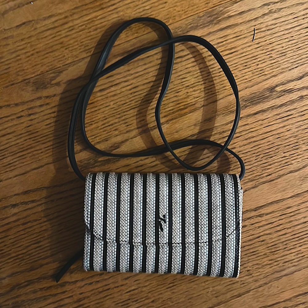 Simply Vera Vera Wang signature mini crossbody bag